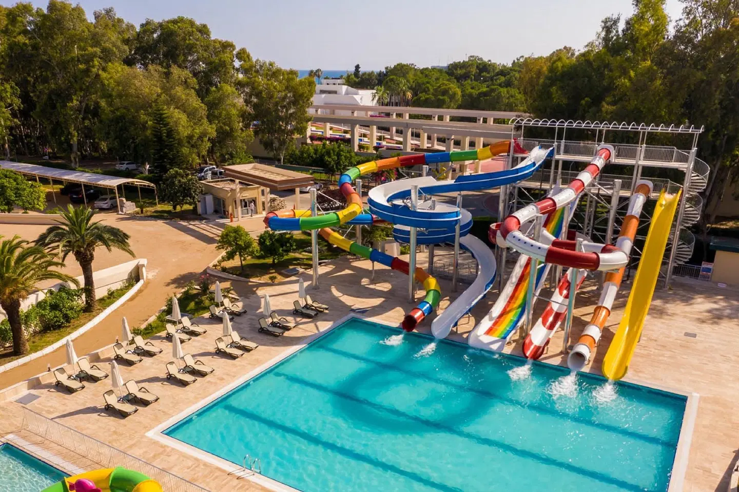 Amara Family Resort OUTDOOR_POOL