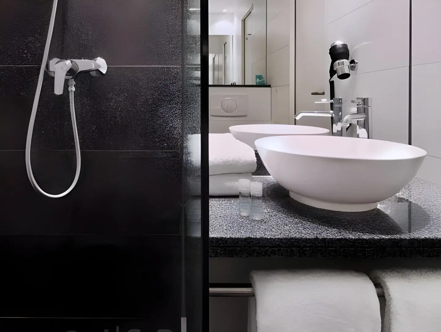 Motel One Salzburg-Mirabell Badezimmer