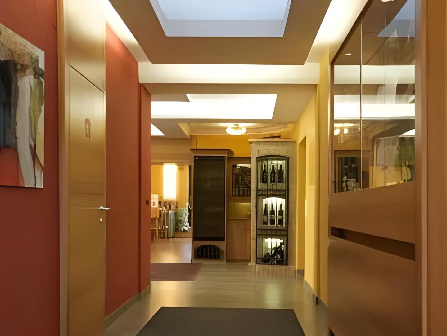 Locker & Légere LOUNGE_LOBBY
