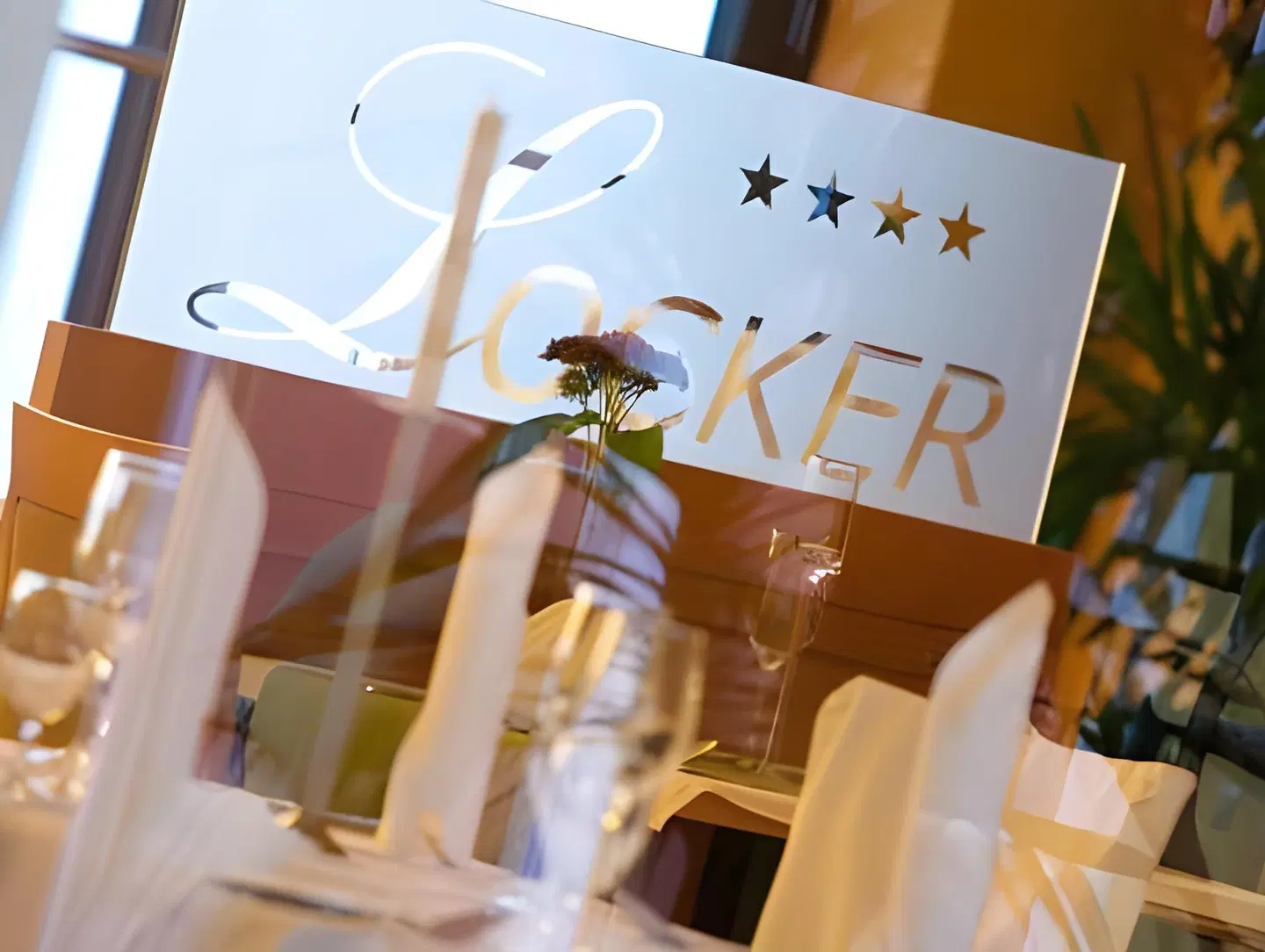Locker & Légere Restaurant