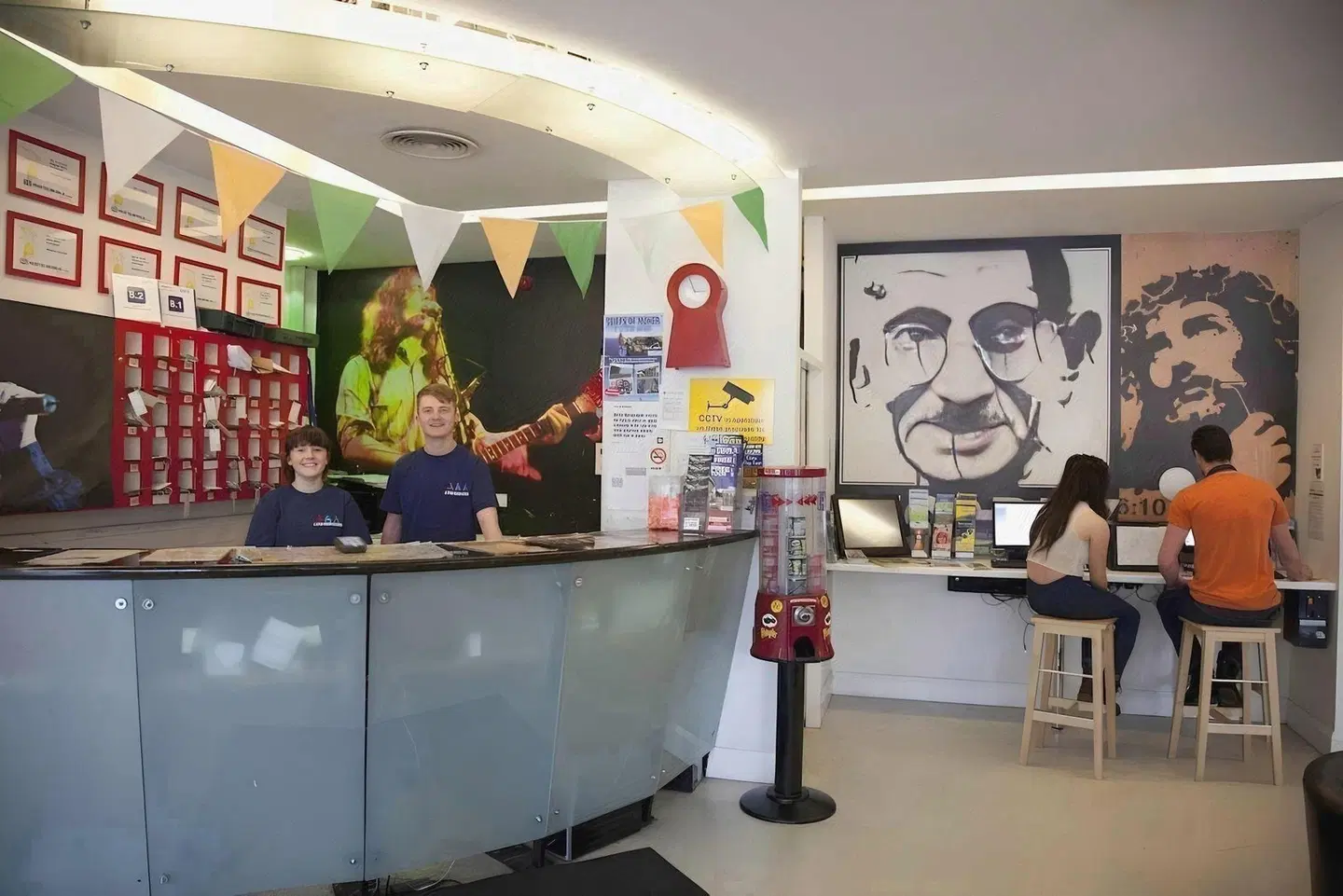 Abigails Hostel Bar