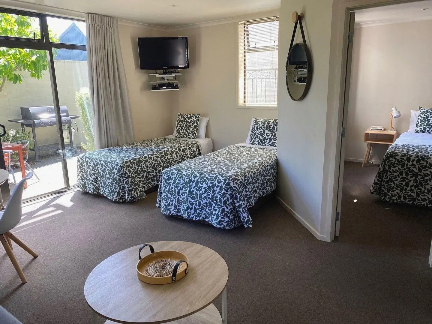 Alpine Lake Motor Lodge ROOM_EXAMPLE