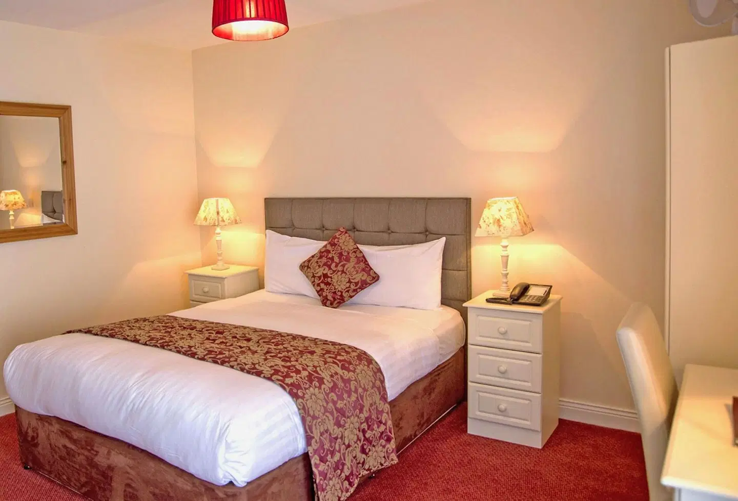 Waterloo Lodge ROOM_EXAMPLE
