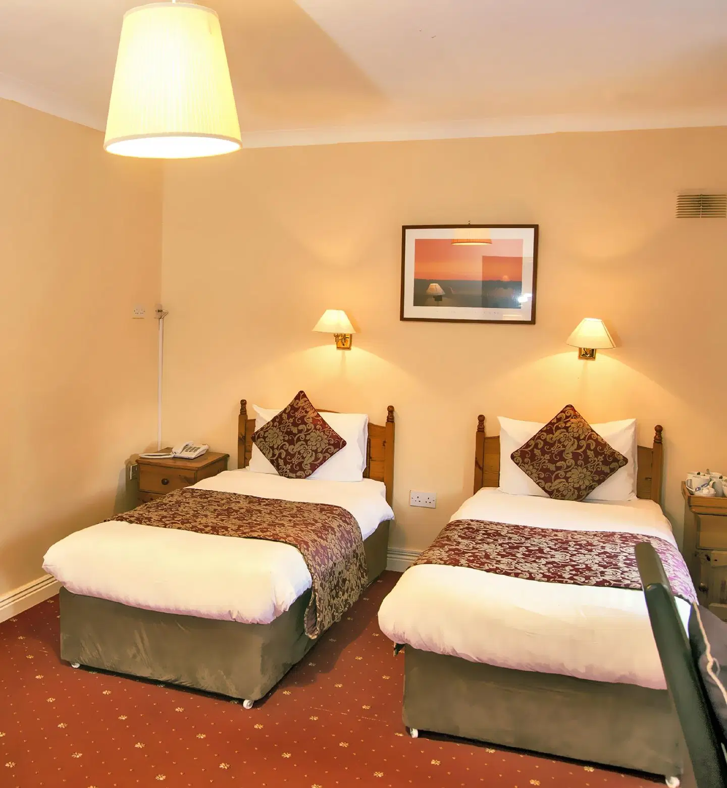 Waterloo Lodge ROOM_EXAMPLE