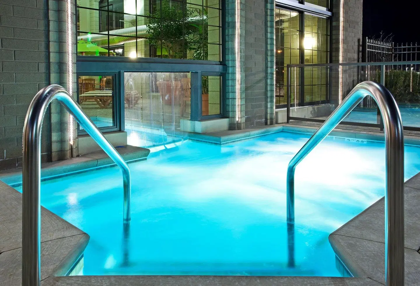Holiday Inn Midland by IHG Hallenbad
