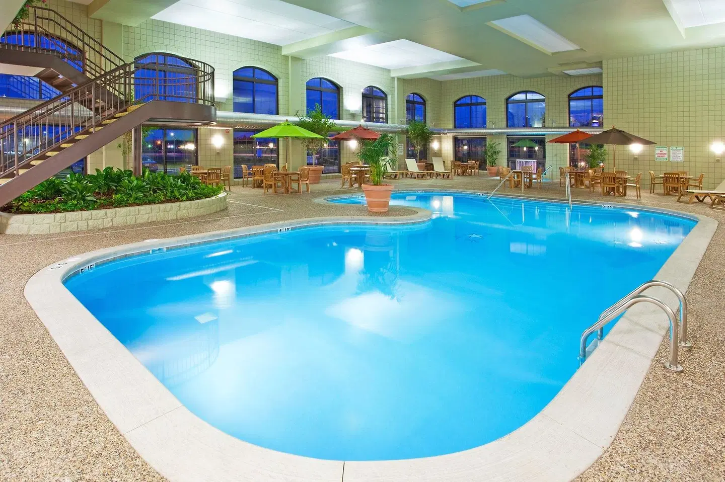 Holiday Inn Midland by IHG Hallenbad