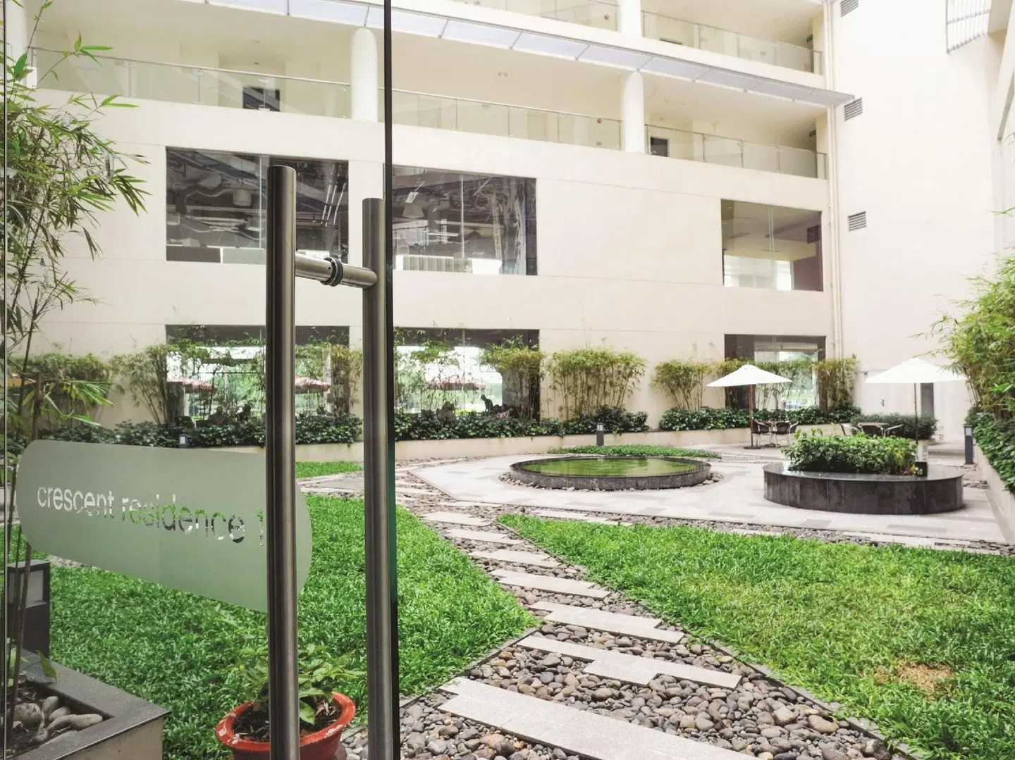 Crescent Residence EXTERIOR