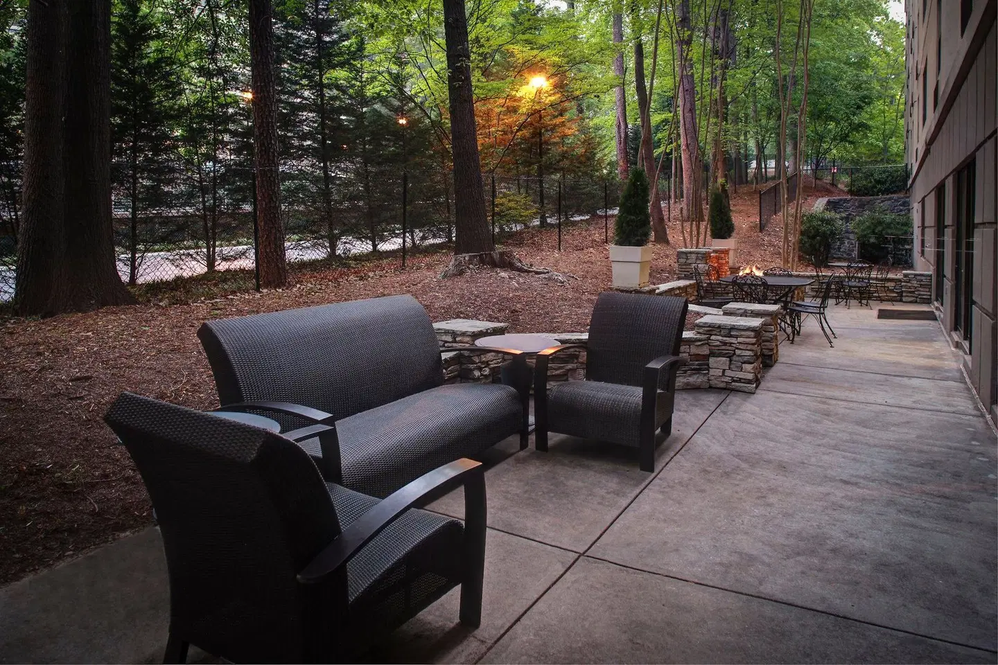 Holiday Inn Express & Suites Atlanta Buckhead by IHG Terrasse