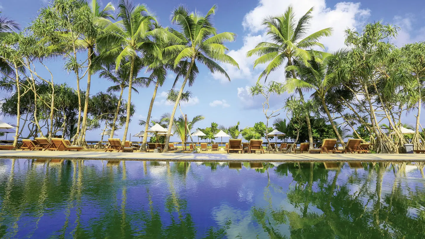 Pandanus Beach Resort & Spa OUTDOOR_POOL