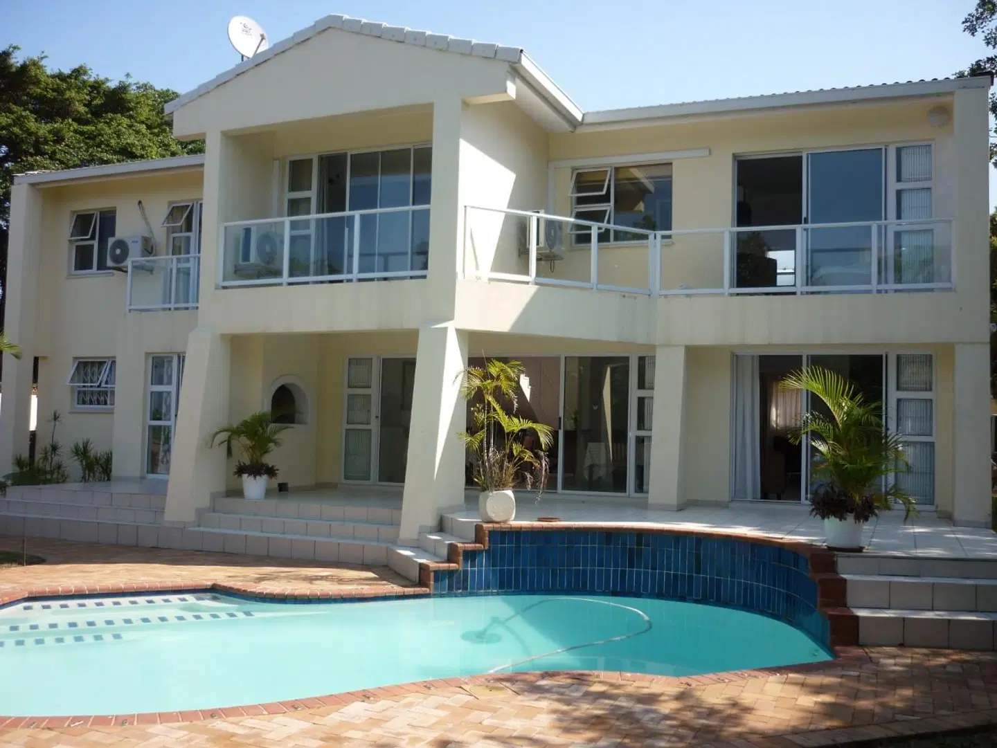 Ridgesea Guest House EXTERIOR