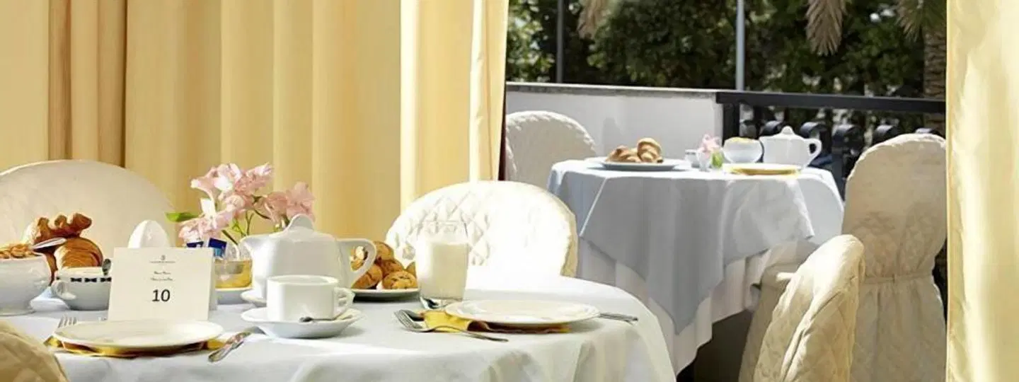Grand Hotel Don Juan ROOM_EXAMPLE
