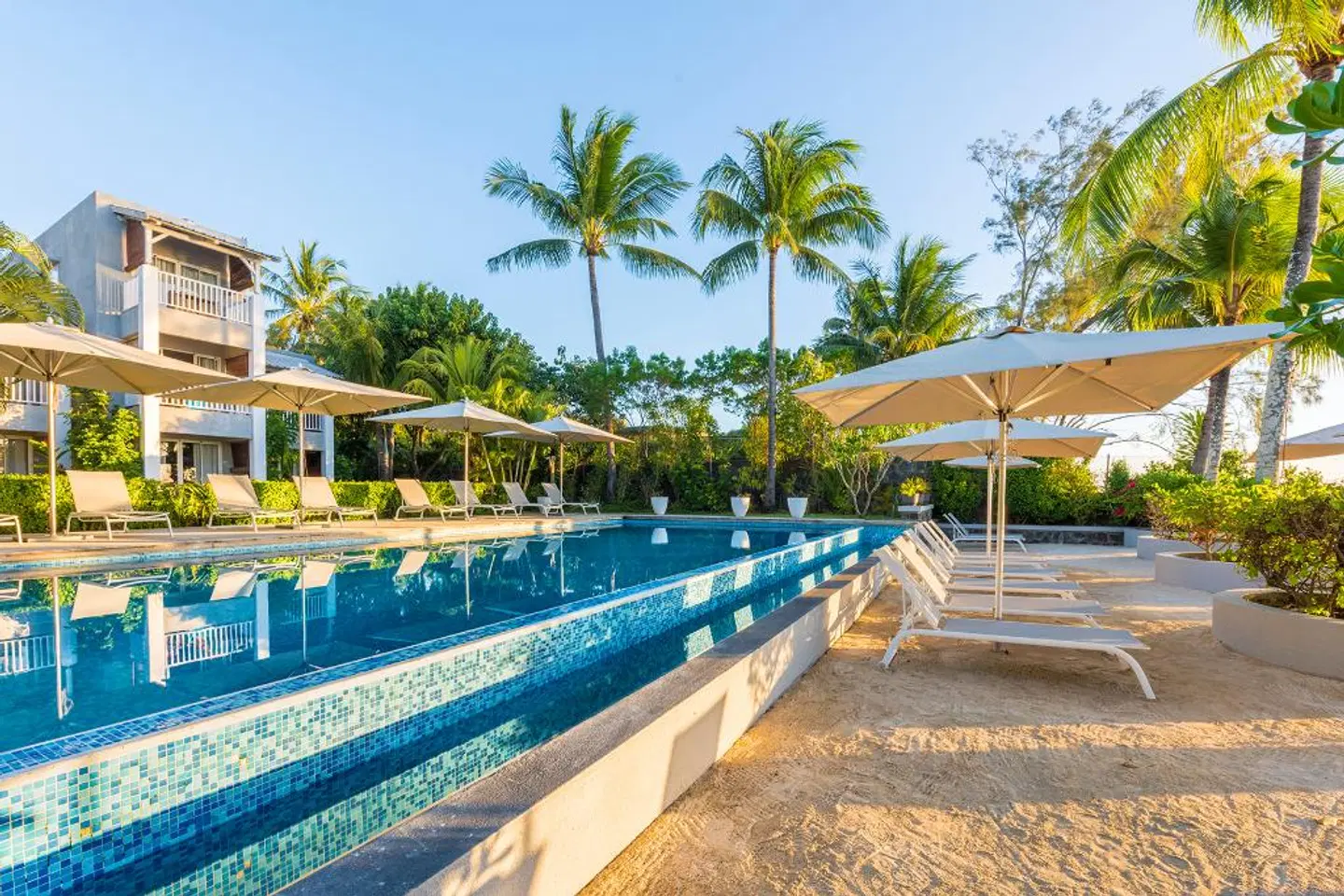 Mon Choisy Beach Resort OUTDOOR_POOL