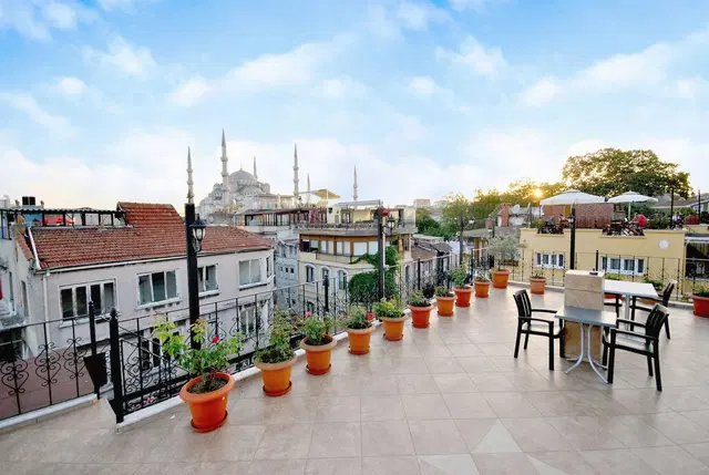 Side Hotel Terrasse