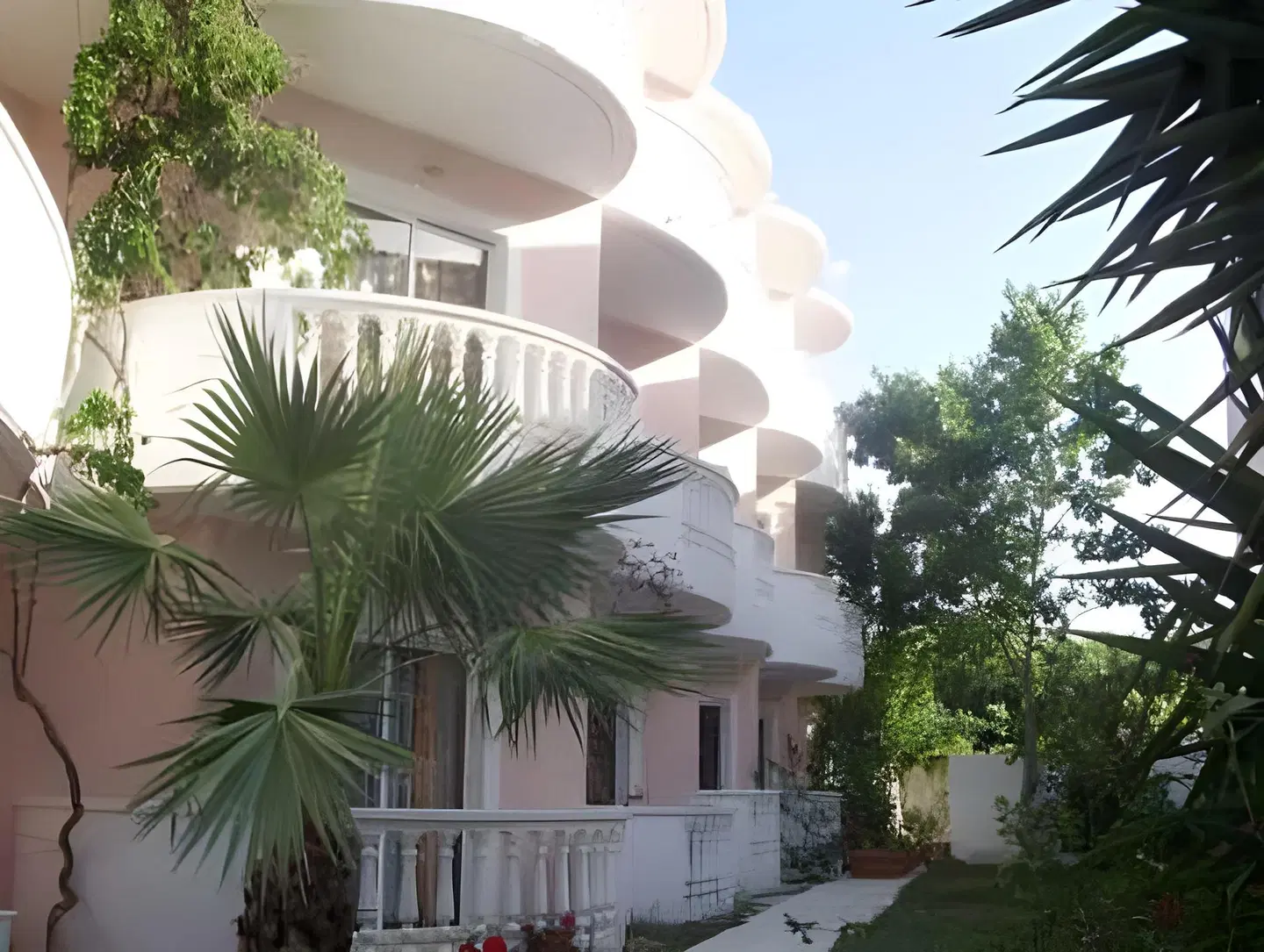 White Palace Studios EXTERIOR