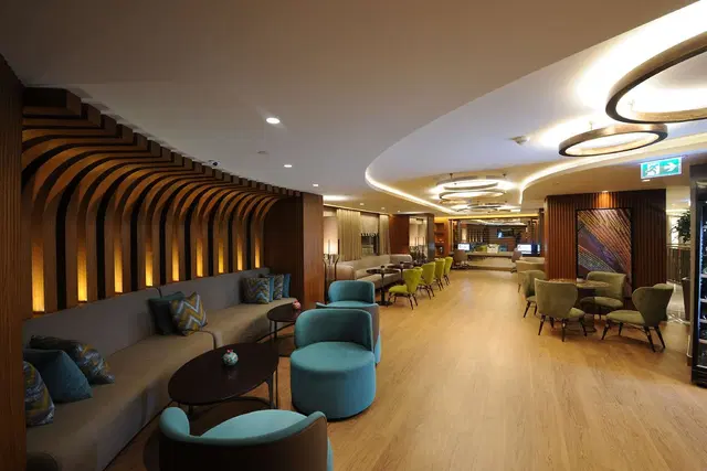 DoubleTree by Hilton Istanbul Sirkeci Bar