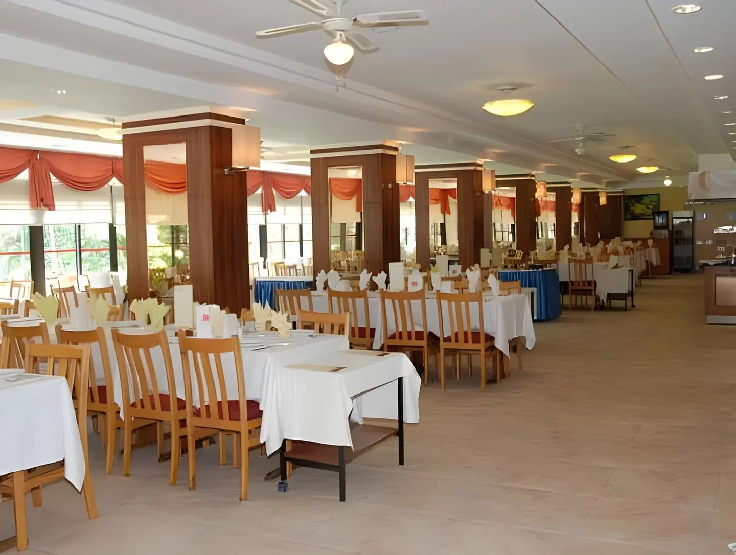 Marbel Hotel by Palm Wings - All Inclusive Restaurant