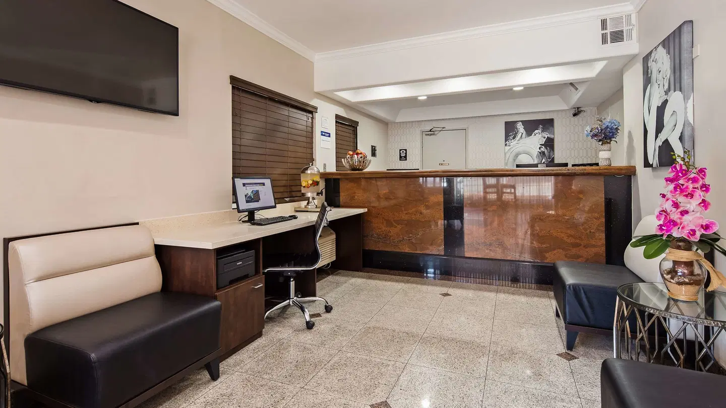 Best Western Hollywood Plaza Inn ROOM_EXAMPLE