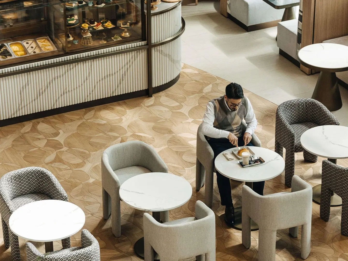 Pullman Dubai Jumeirah Lakes Towers - Hotel & Residence Bar