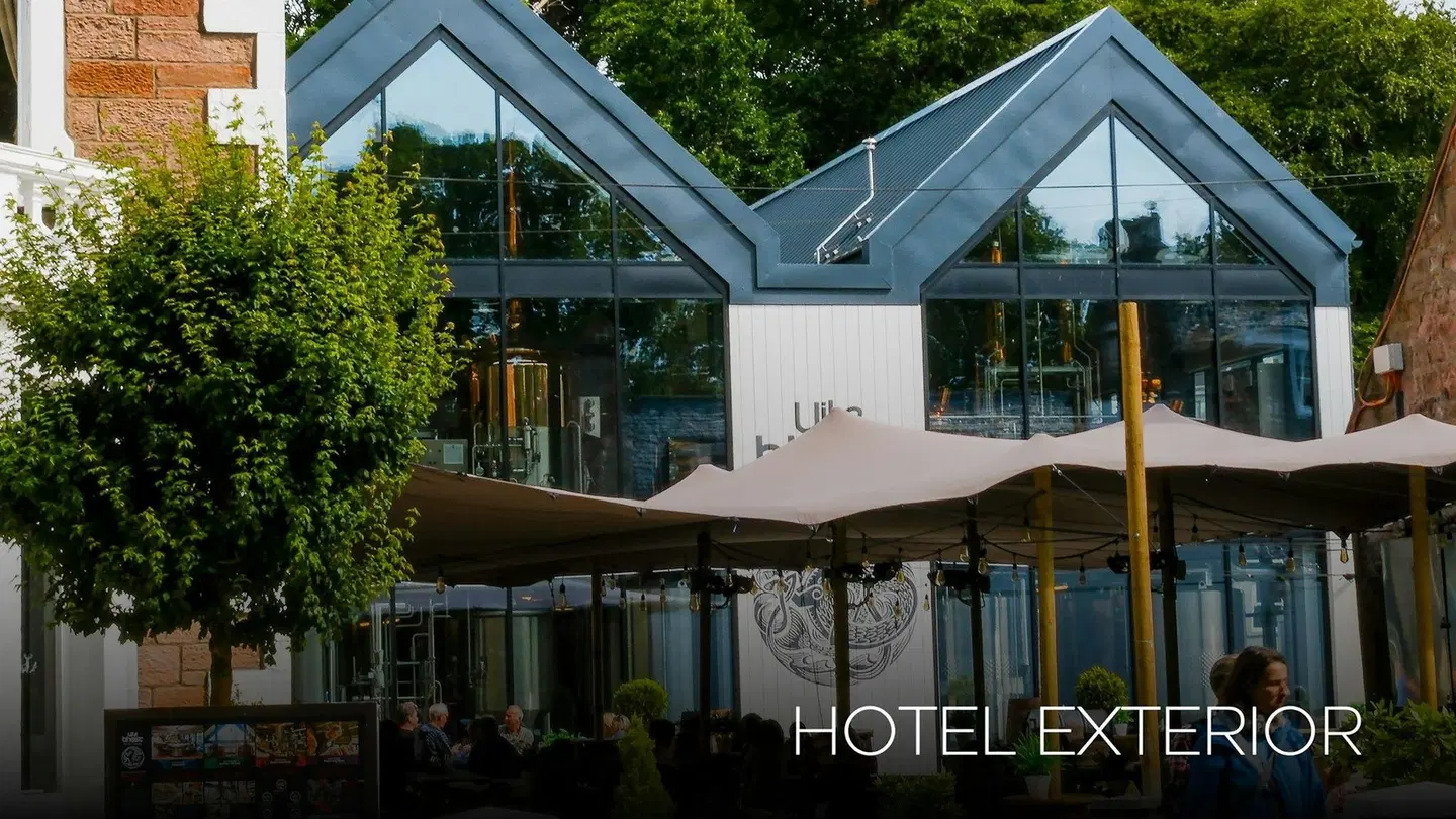 The Glen Mhor Hotel EXTERIOR