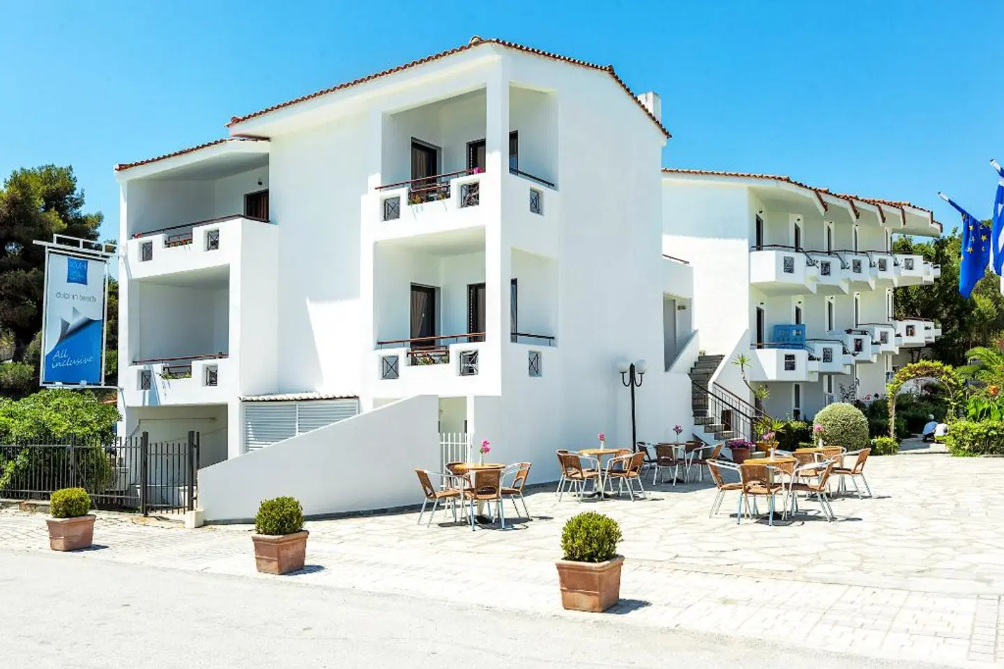 Xenios Dolphin Beach EXTERIOR