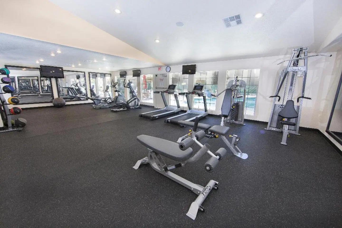 Holiday Inn Club Vacations At Desert Club Resort by IHG SPORTS_AND_LEISURE