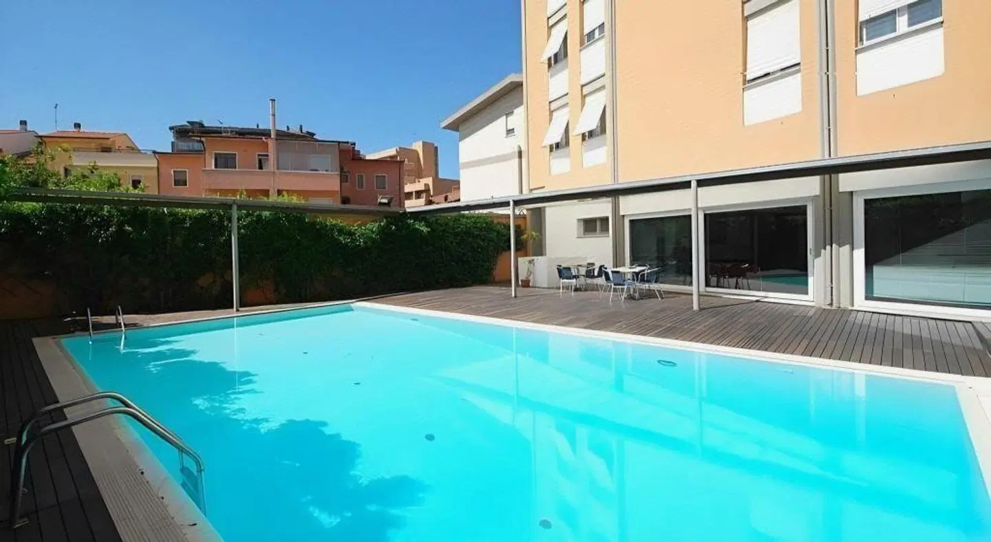 Mistral2 Hotel OUTDOOR_POOL