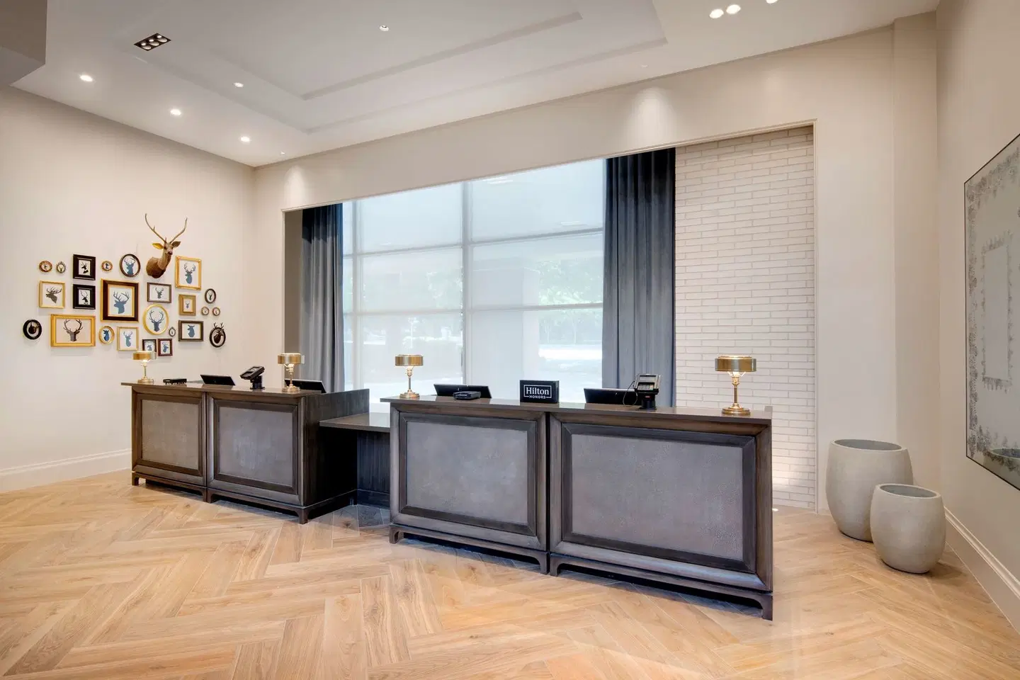 Embassy Suites by Hilton Atlanta Buckhead ROOM_EXAMPLE