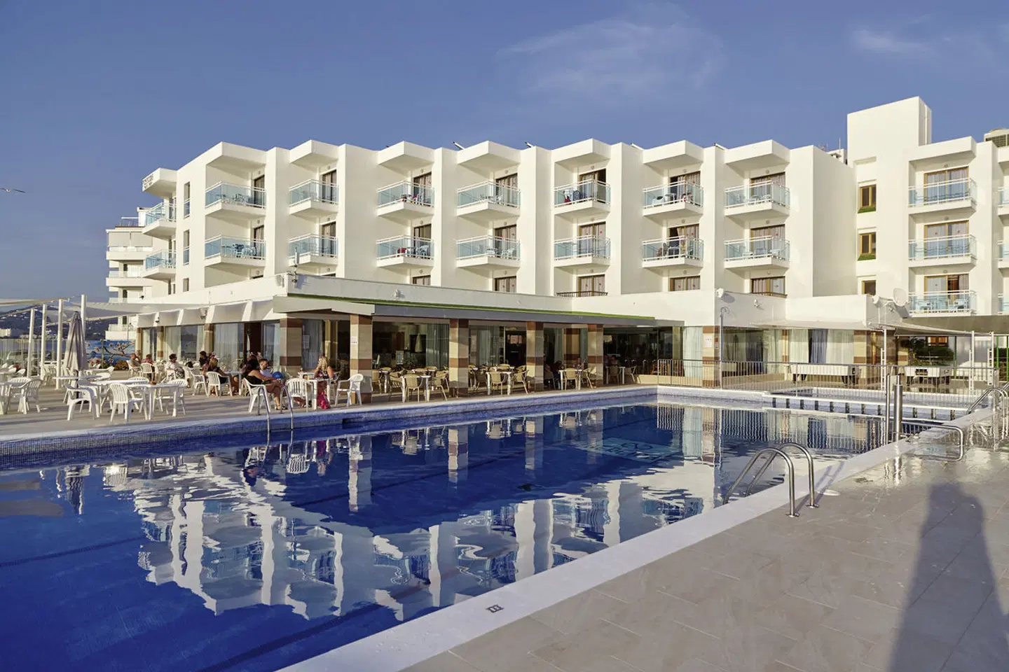 Nereida OUTDOOR_POOL