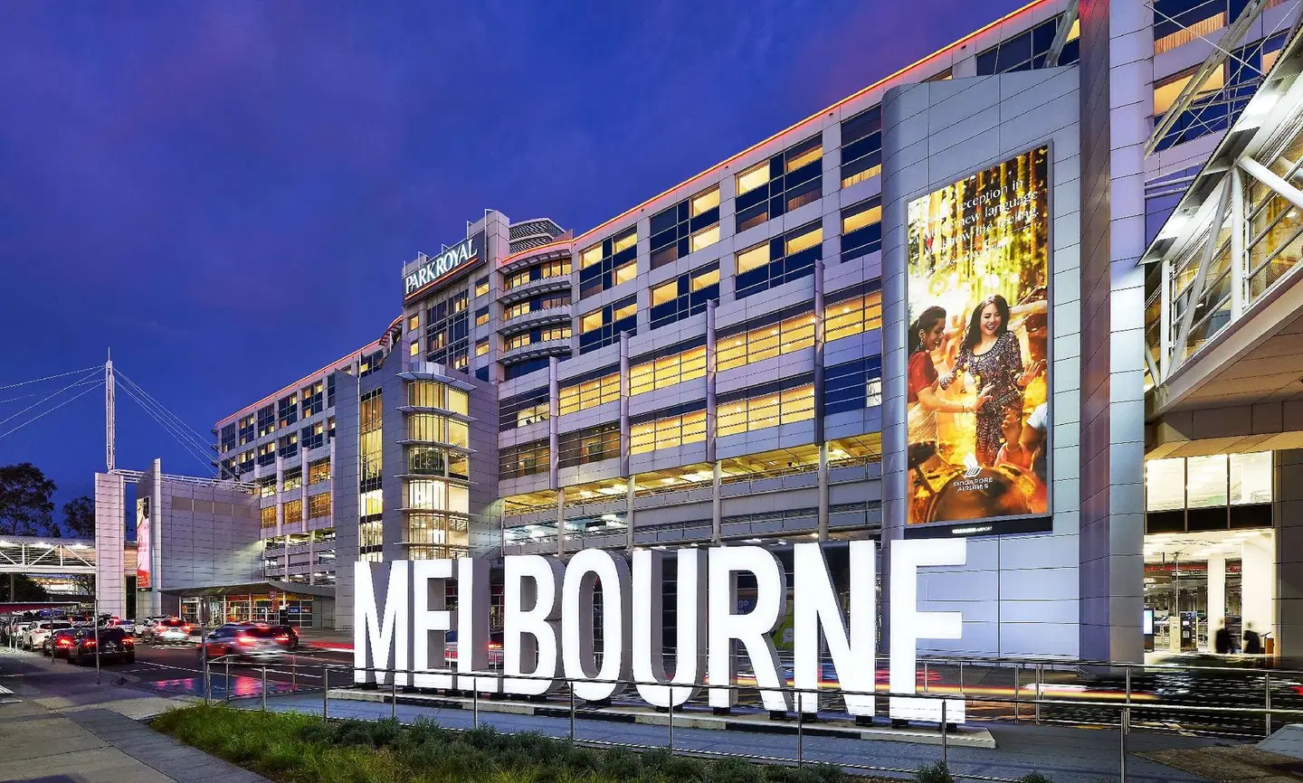 Parkroyal Melbourne Airport EXTERIOR