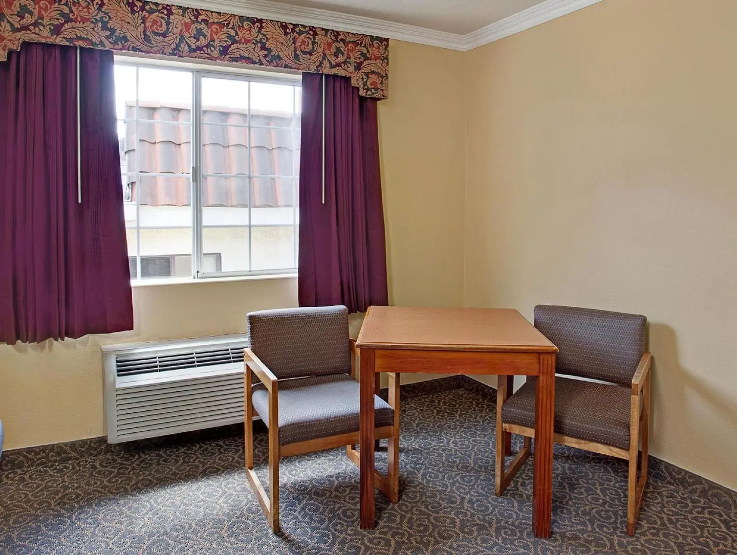 Super 8 by Wyndham Los Angeles Downtown ROOM_EXAMPLE