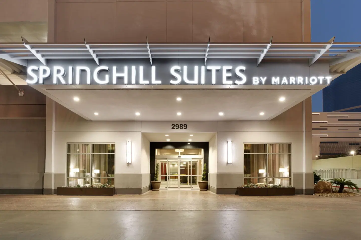 SpringHill Suites by Marriott Las Vegas Convention Center EXTERIOR