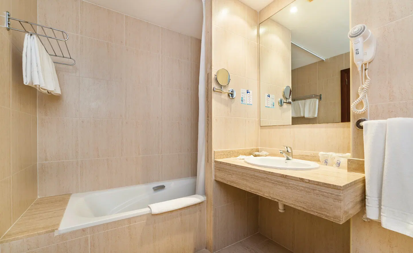 Garbí Cala Millor Badezimmer