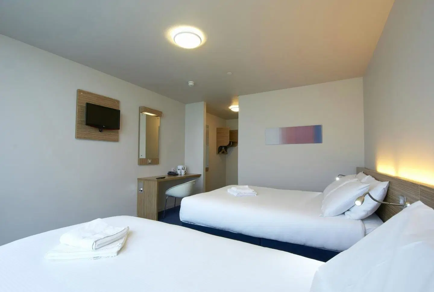Travelodge Limerick Castletroy ROOM_EXAMPLE