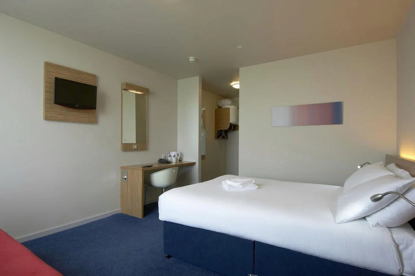 Travelodge Limerick Castletroy Badezimmer