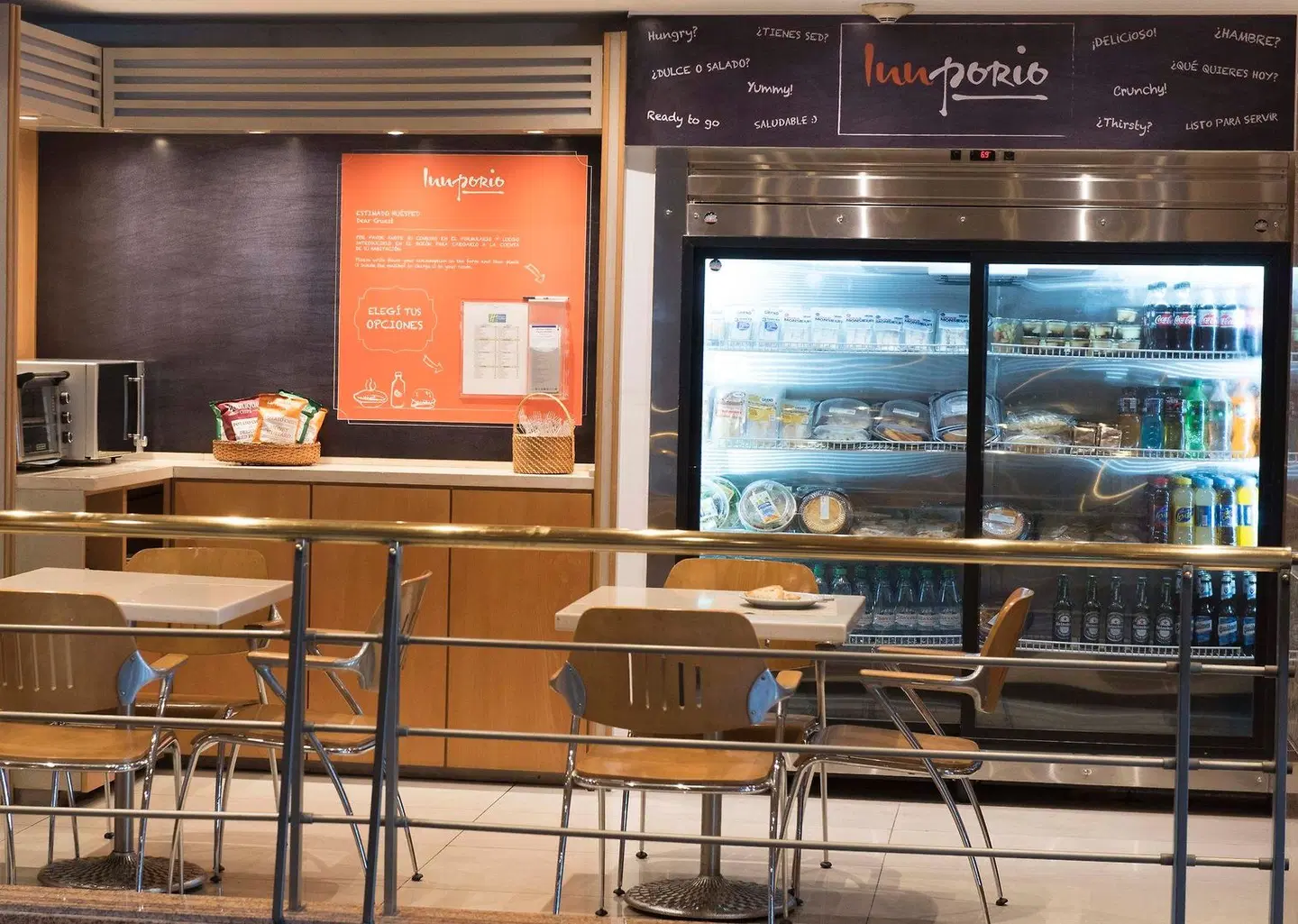 Holiday Inn Express Puerto Madero by IHG Bar