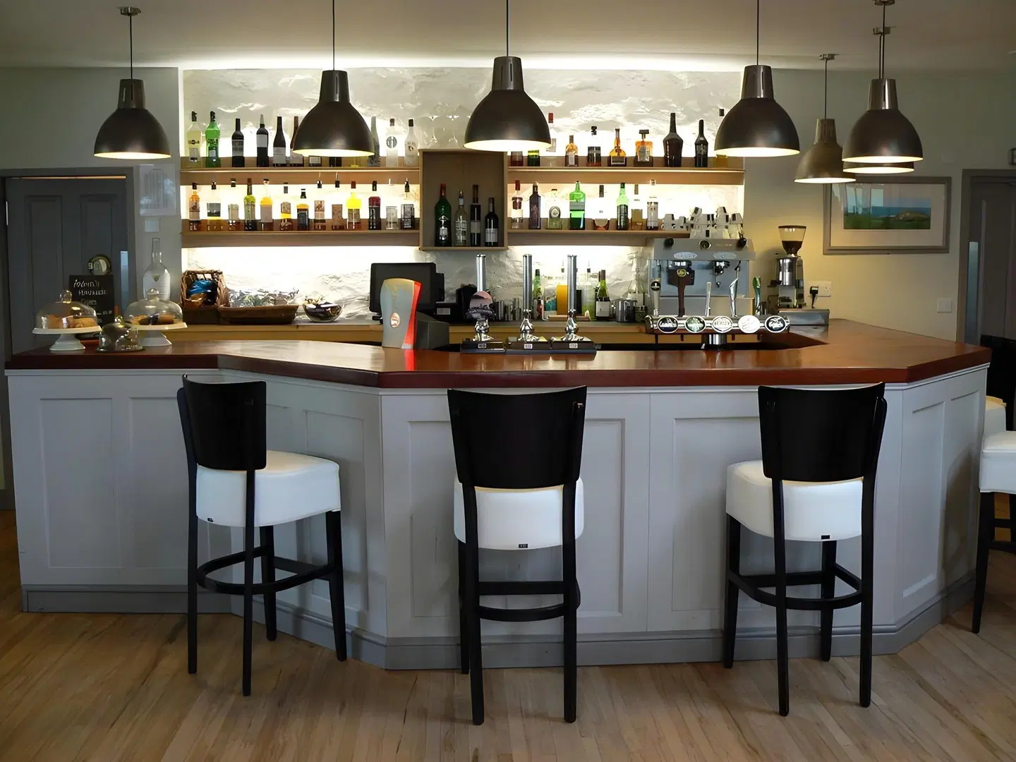 Cape Cornwall Club Bar