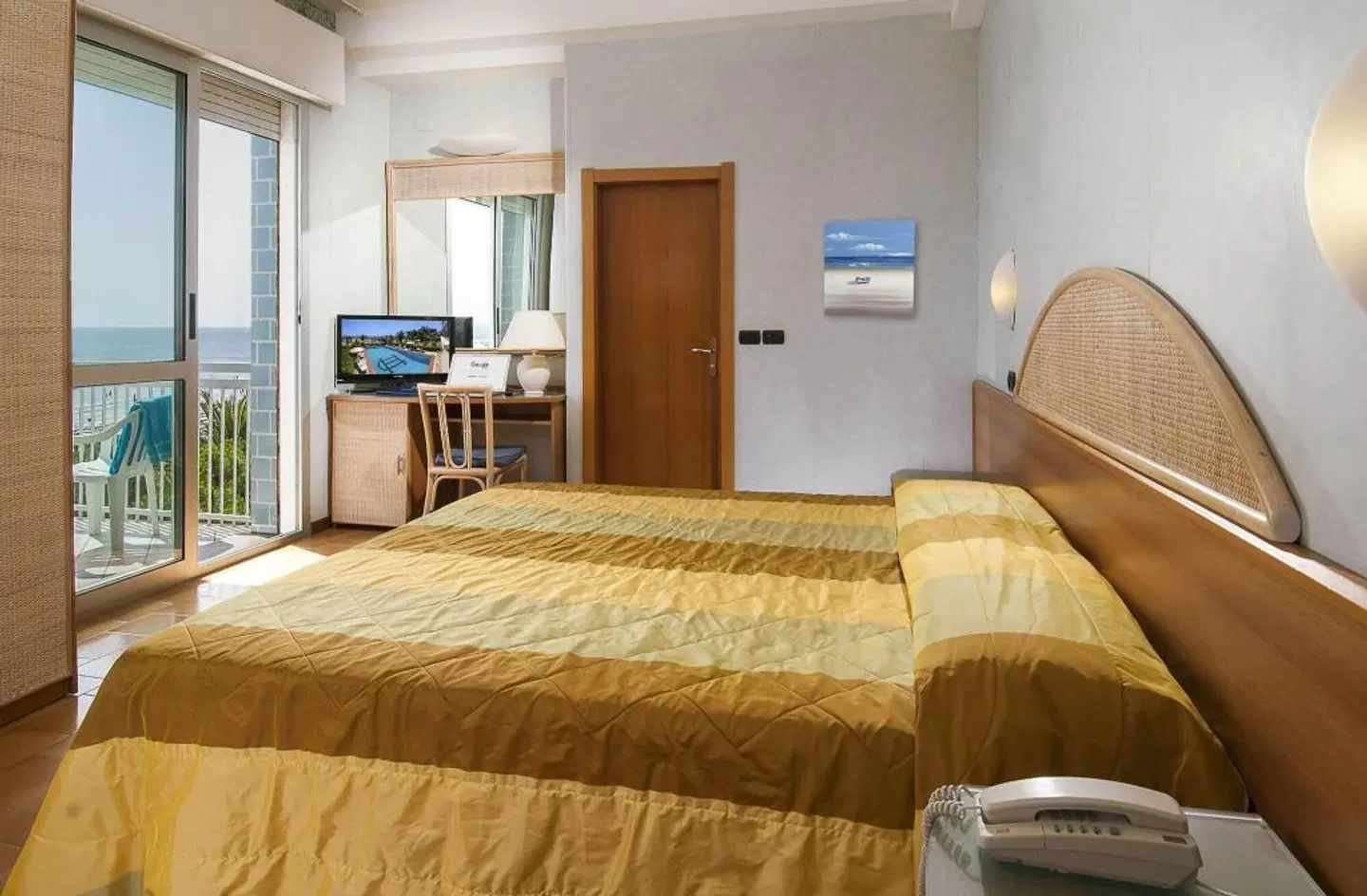 Corallo ROOM_EXAMPLE