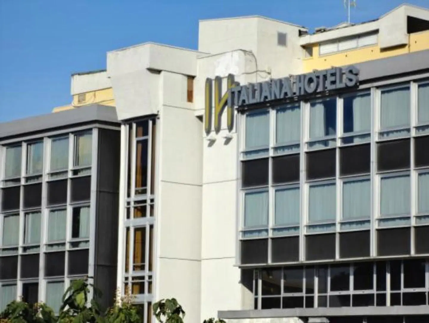 Italiana Hotels Florence EXTERIOR