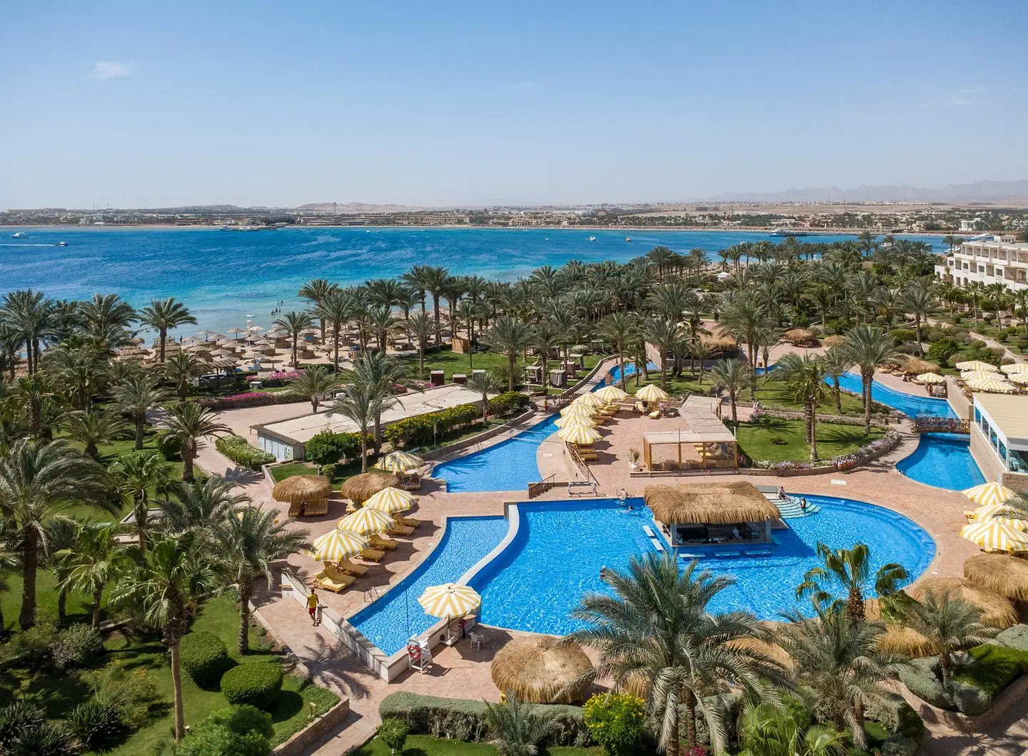 Fort Arabesque - The West Bay OUTDOOR_POOL