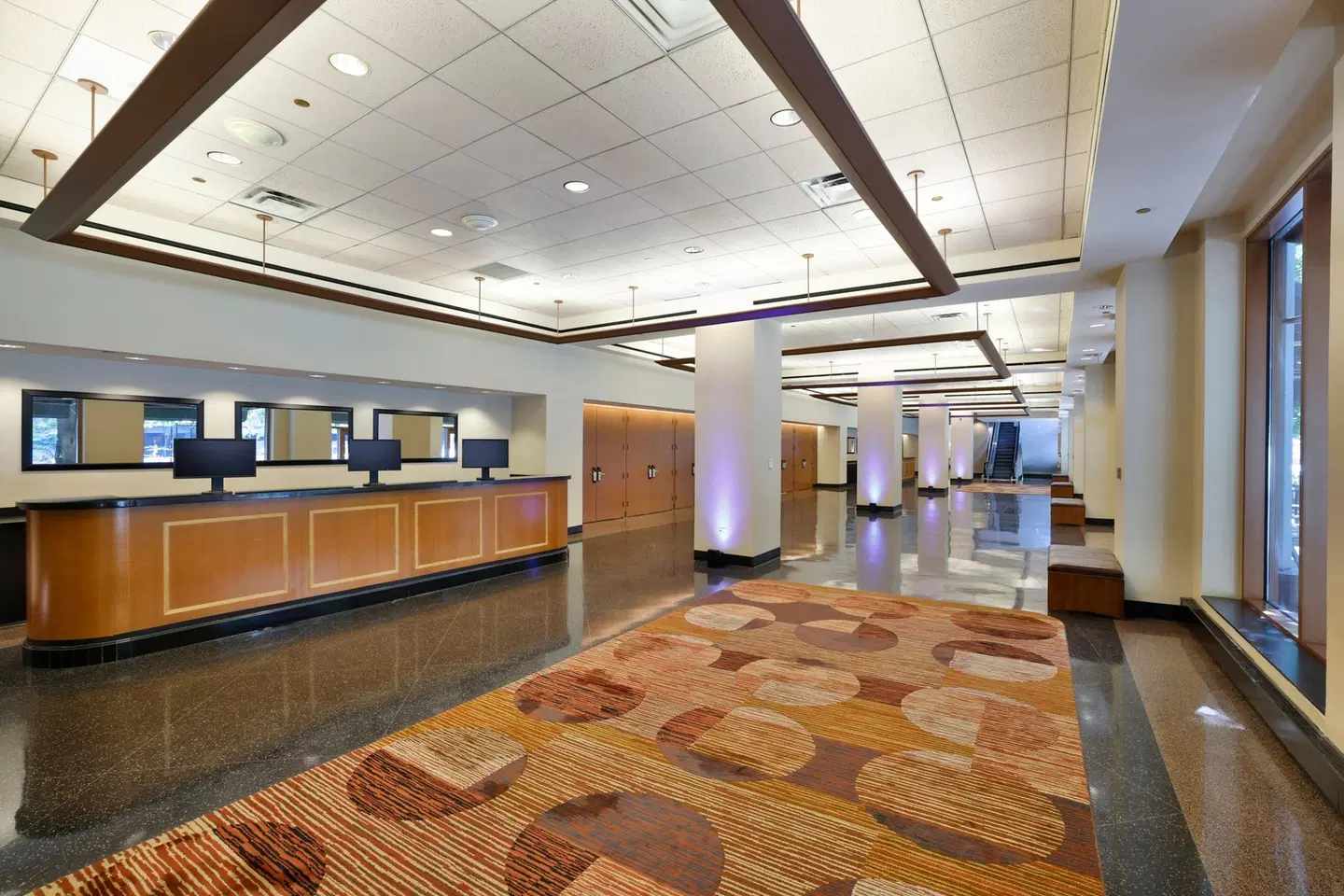 Sheraton Grand Chicago LOUNGE_LOBBY