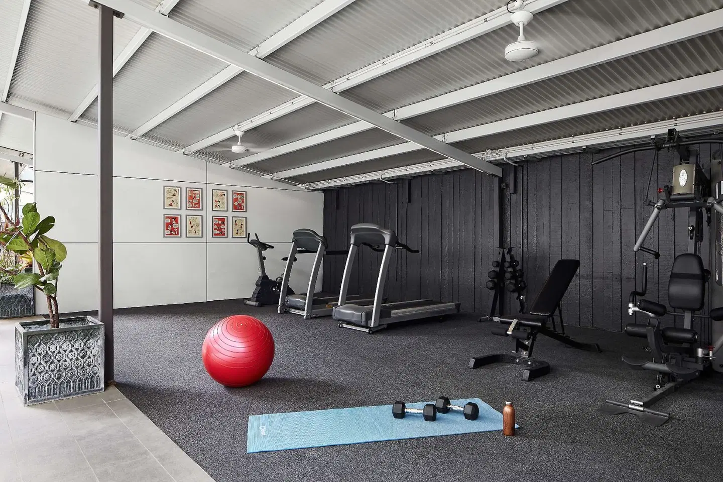 Punthill Spring Hill SPORTS_AND_LEISURE