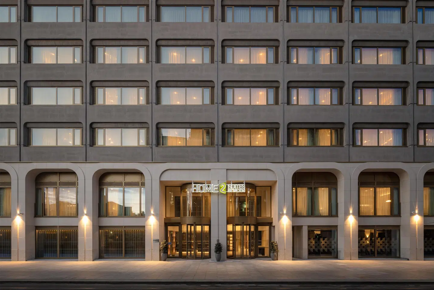 Home2 Suites By Hilton Dublin City Centre EXTERIOR