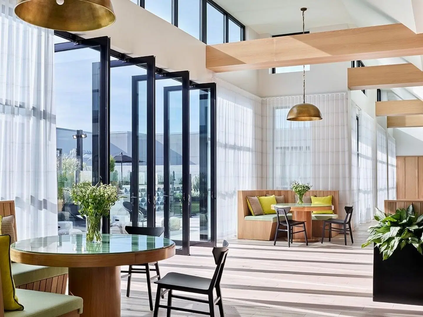 Sentral West Midtown At Star Metals Terrasse