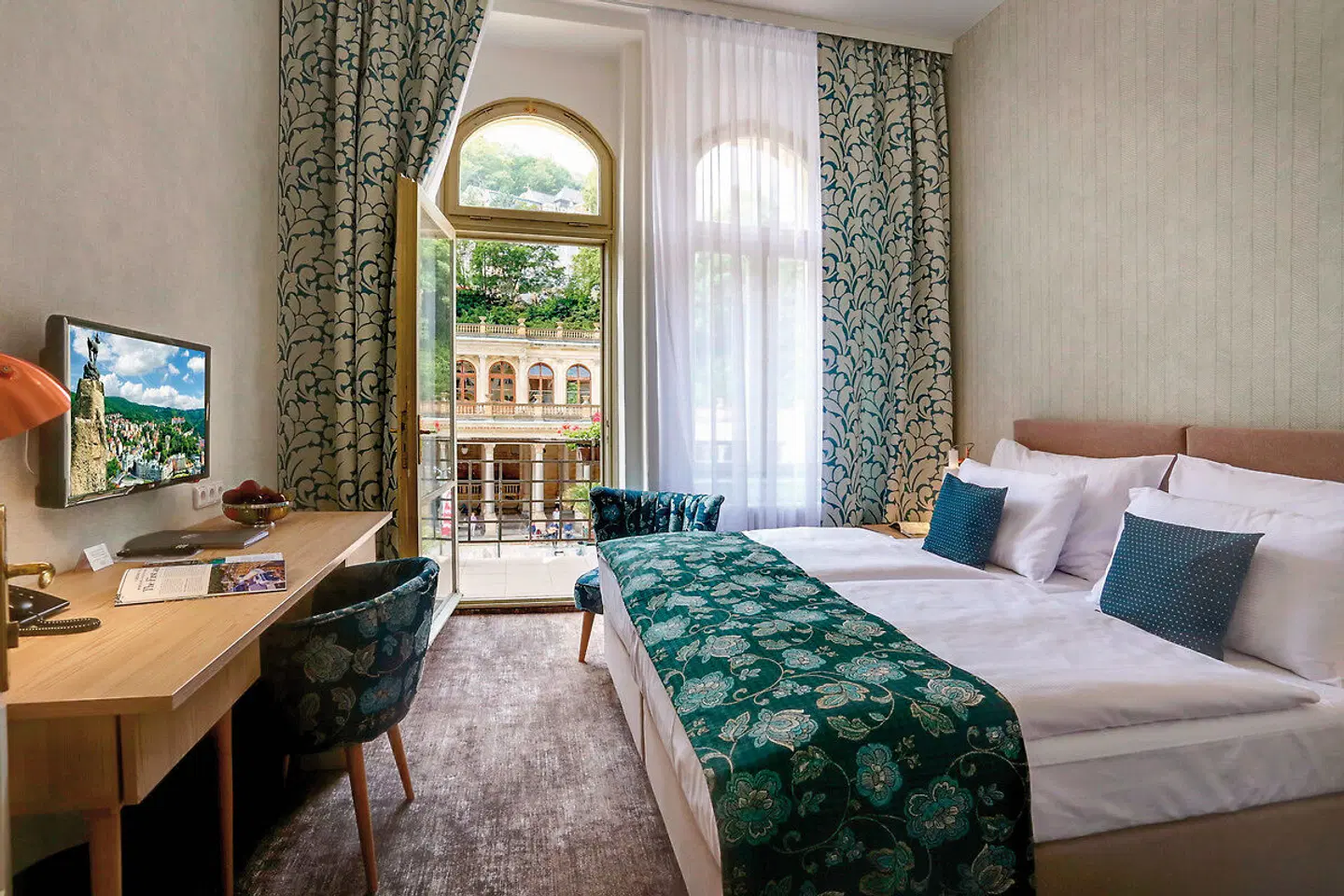 Astoria Hotel & Medical Spa ROOM_EXAMPLE