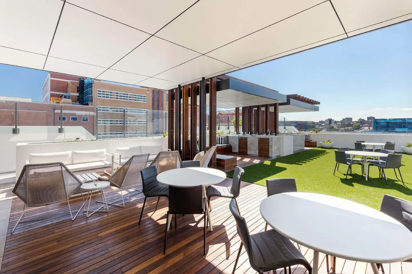 The Milton Brisbane Terrasse