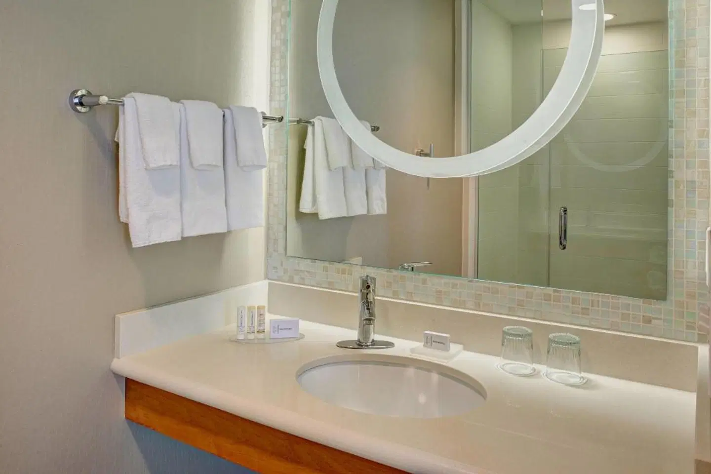 SpringHill Suites by Marriott Saginaw Badezimmer