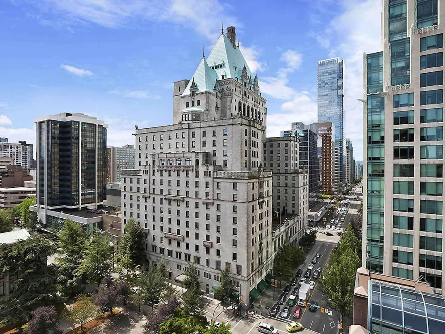 Fairmont Hotel Vancouver EXTERIOR
