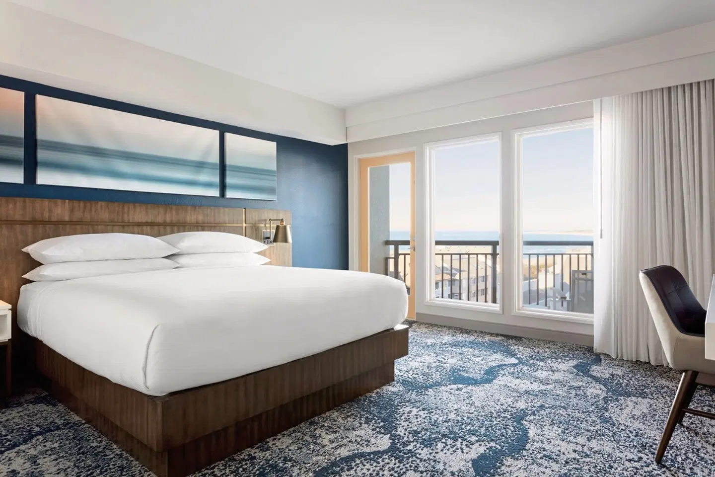 Delta Hotels Virginia Beach Waterfront ROOM_EXAMPLE