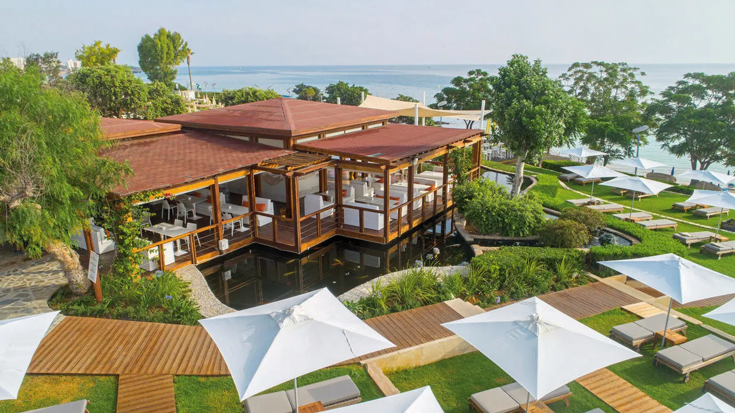 Capo Bay Hotel EXTERIOR