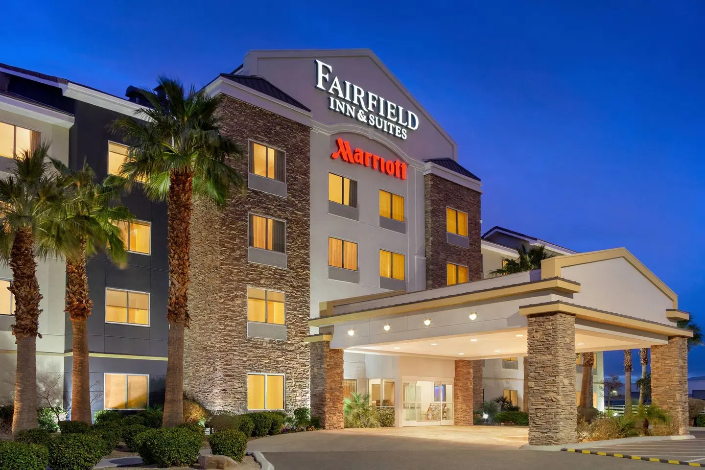 Fairfield by Marriott Inn & Suites Las Vegas South EXTERIOR